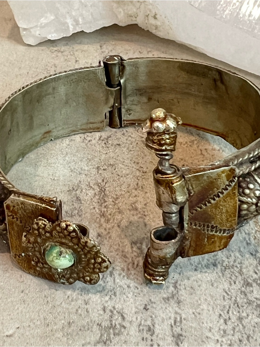 Vintage Yemeni Bedouin Bangle Bracelet  6.26" - Picture 5 of 16